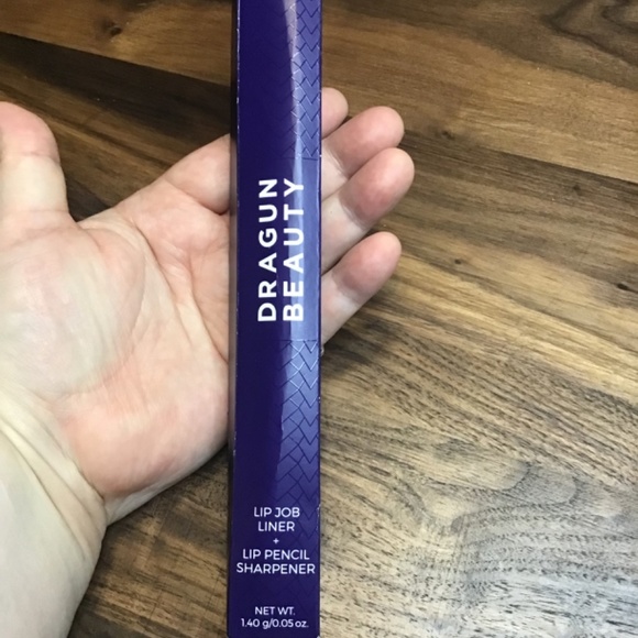 Dragun beauty lip job liner and sharpen duo in 2.0 cc - Picture 5 of 6